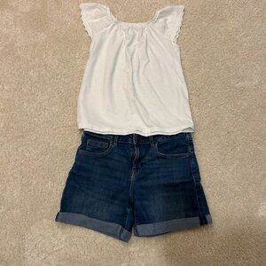 Bundle of GAP Jean Shorts in Size 16 and Cat & Jack White Tank